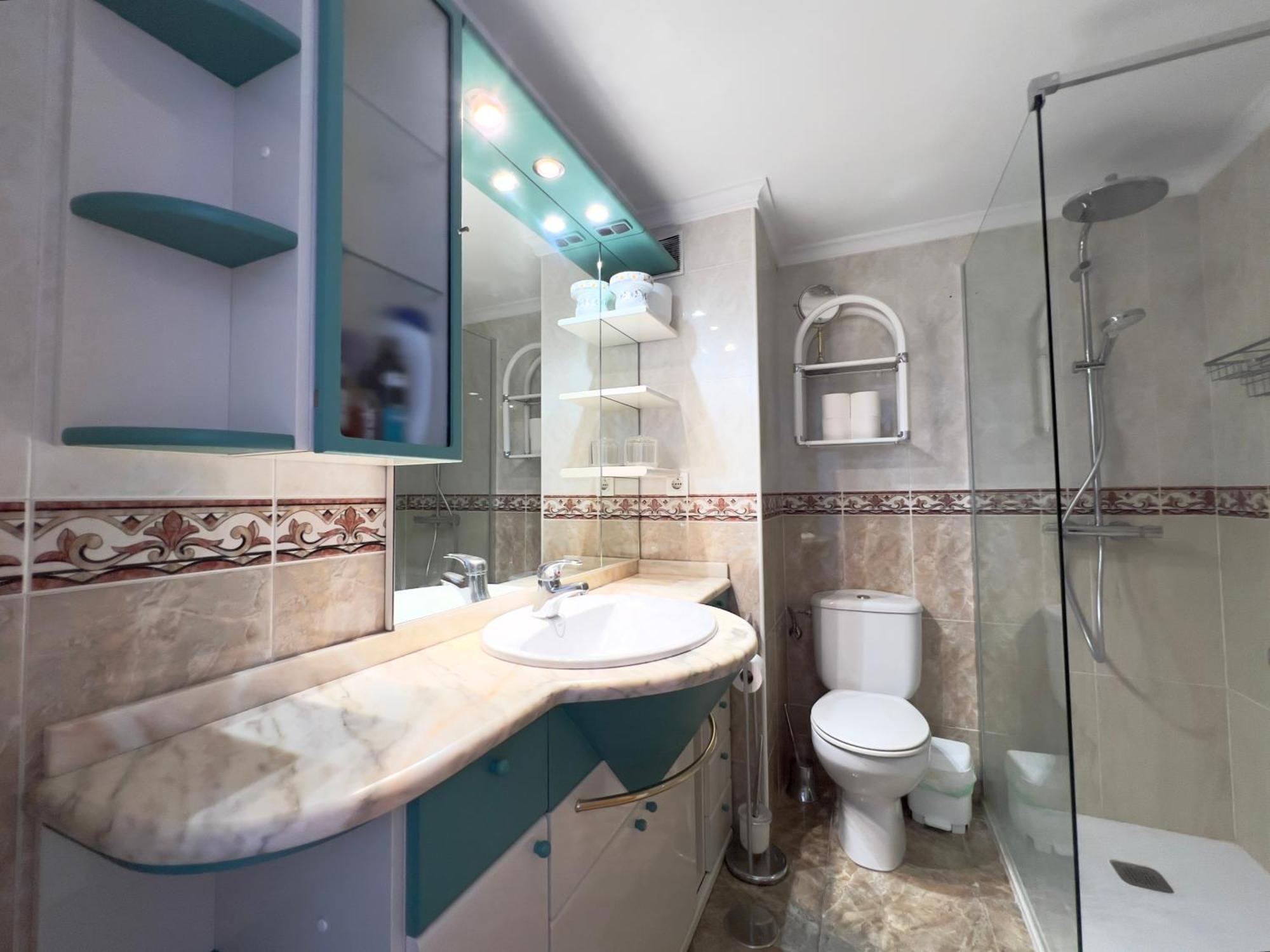 En Carihuela Con Vistas Y Plaza De Garaje, Nucleo Cristal Lejlighed Torremolinos Eksteriør billede